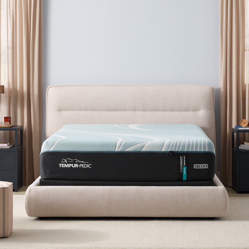 Tempur-Pedic® TEMPUR-LuxeAdapt® Hybrid Mattress - Image 2